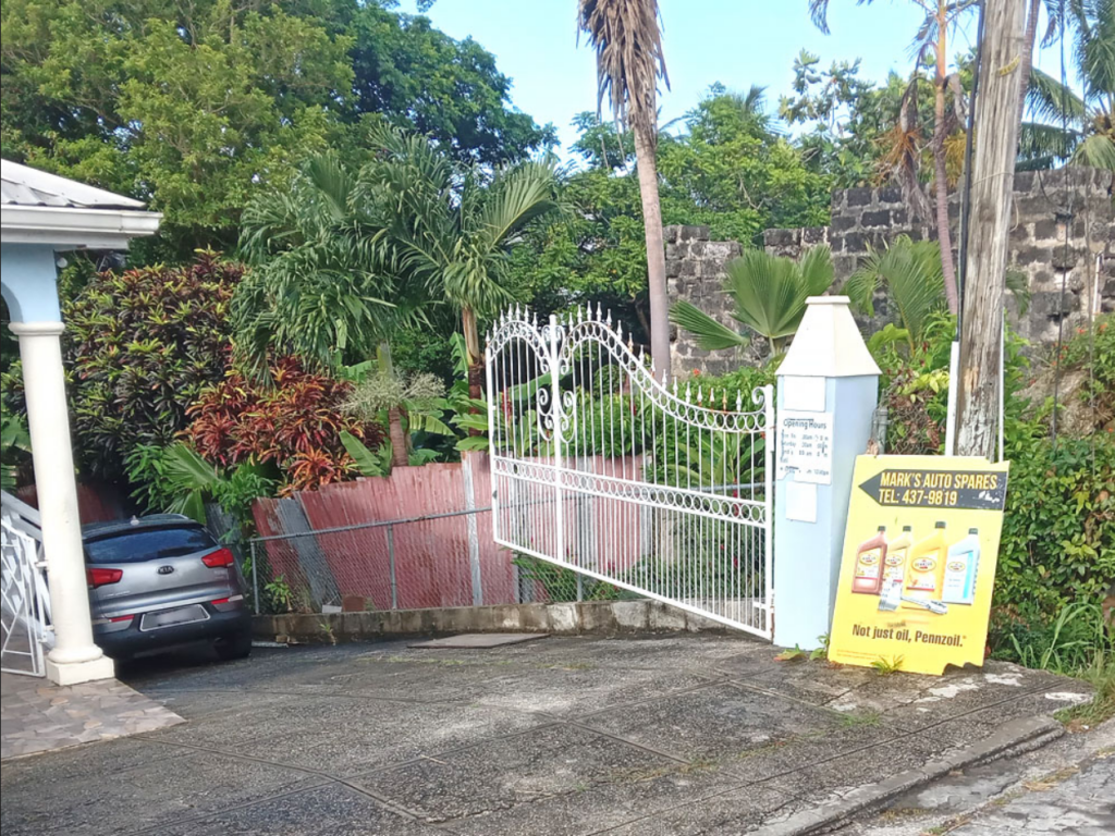 Mark’s Auto Spares – Market Hill